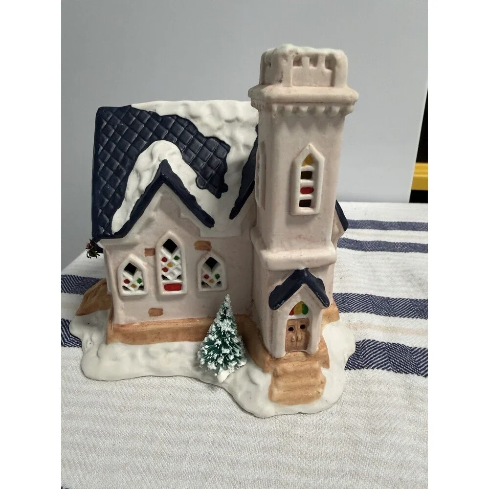 1992 Christmas Valley Mainstreet Village Church Ceramic Vintage Christmas Decor